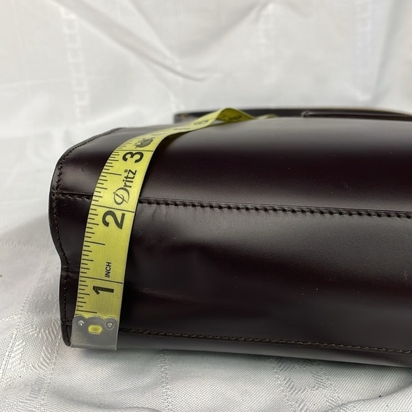 Vintage Gucci Structured Sleek Dark Brown Leather Shoulder Bag Tom Ford Square G - Picture 15 of 17